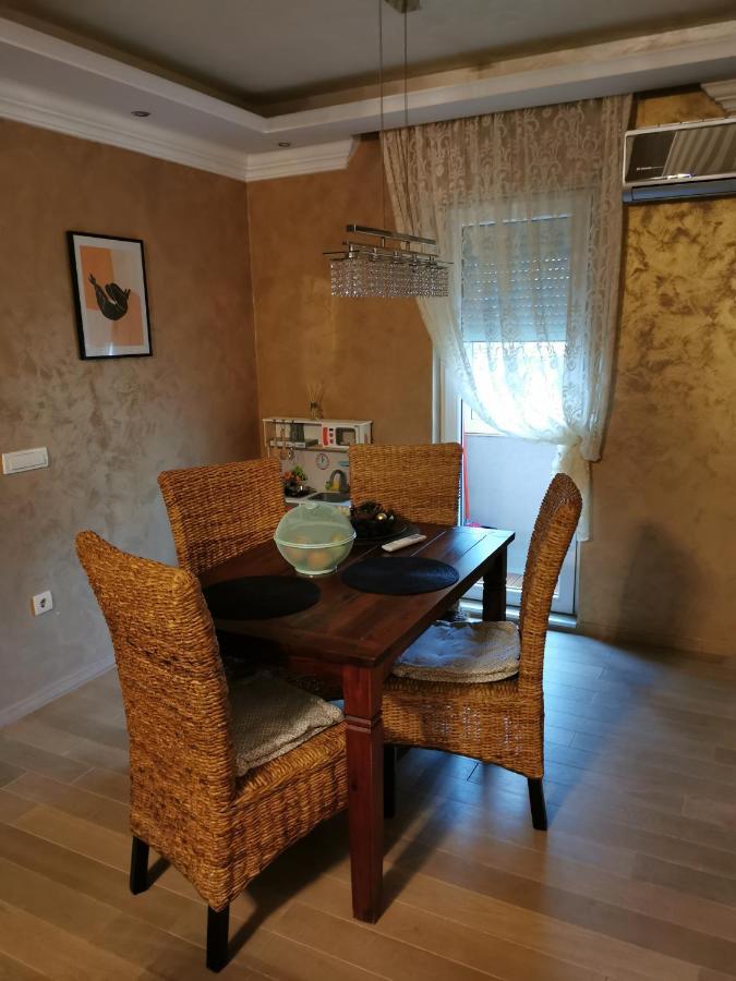 Lux Apartman Lena Belgrade Exterior photo
